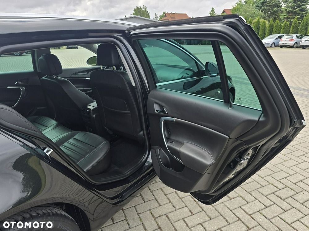 Opel Insignia - 23