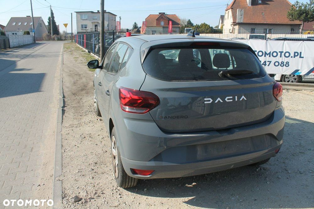 Dacia Sandero - 7