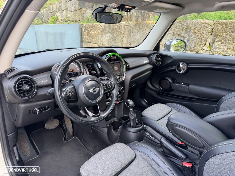 MINI 3 Portas Cooper D Aut. - 10