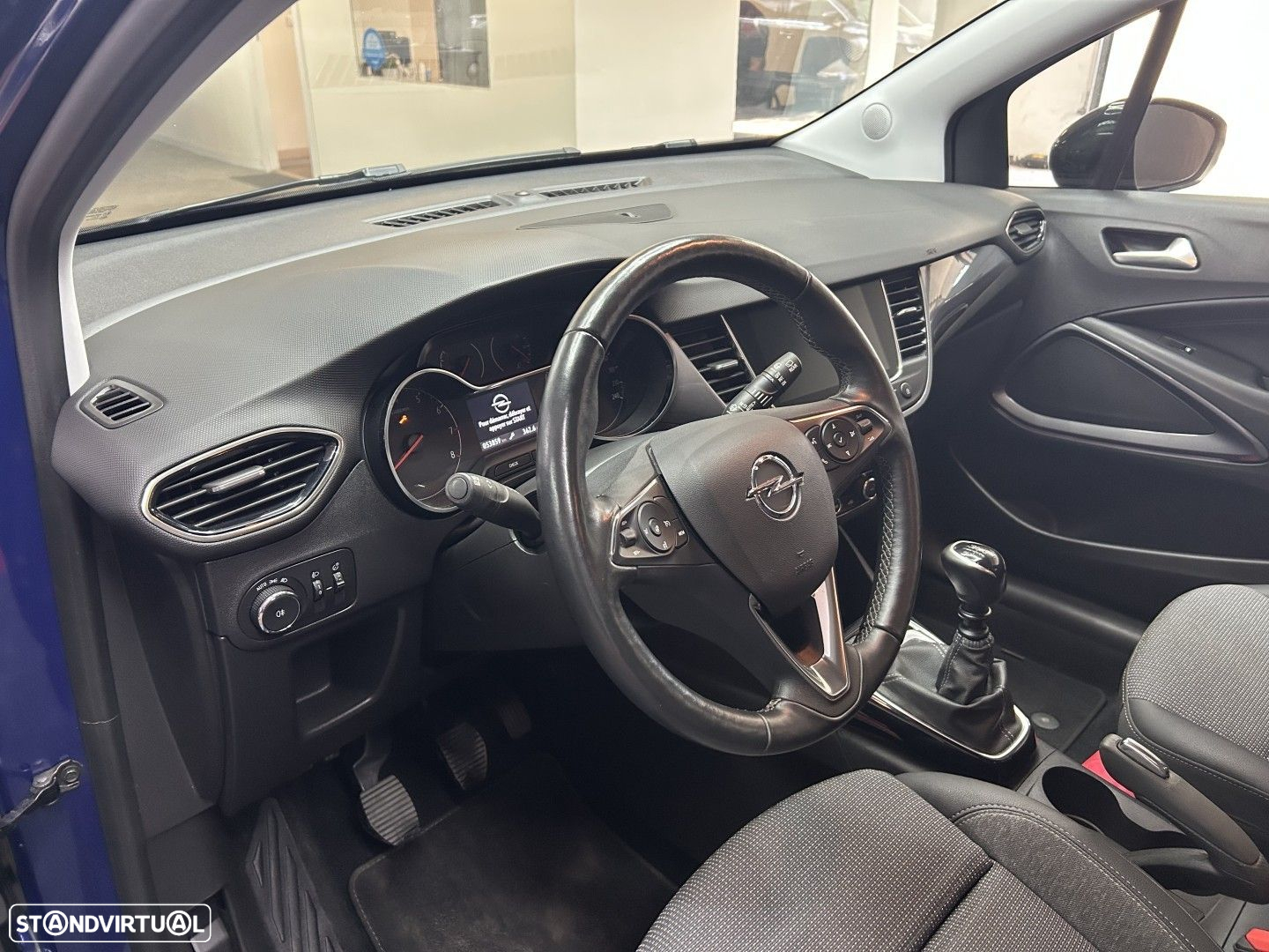 Opel Crossland X - 13