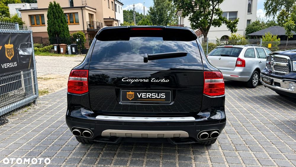 Porsche Cayenne Turbo Tiptronic S - 6