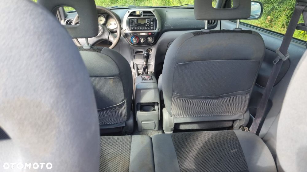 Toyota RAV4 4x4 Edition - 10