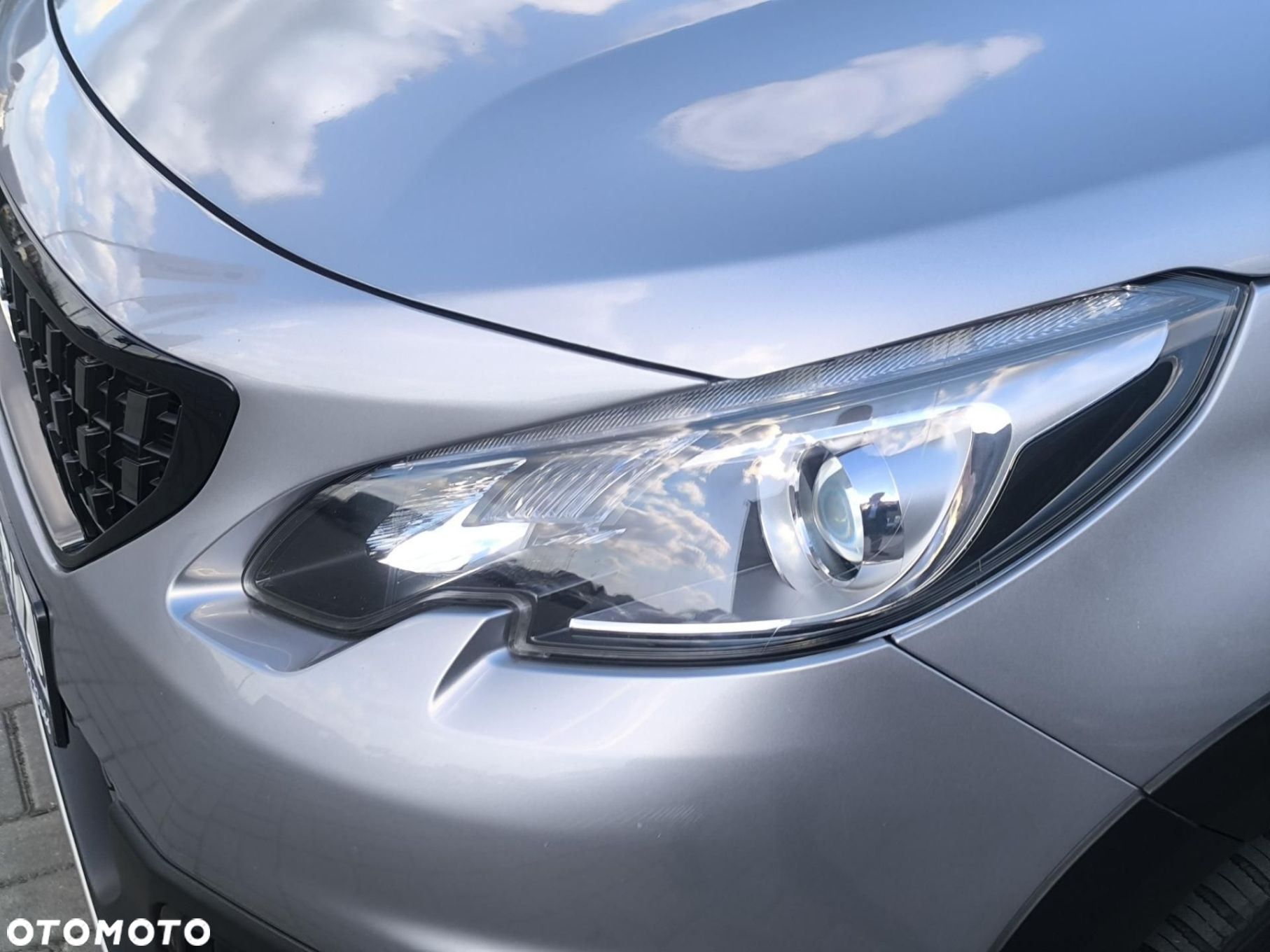 Peugeot 2008 - 7