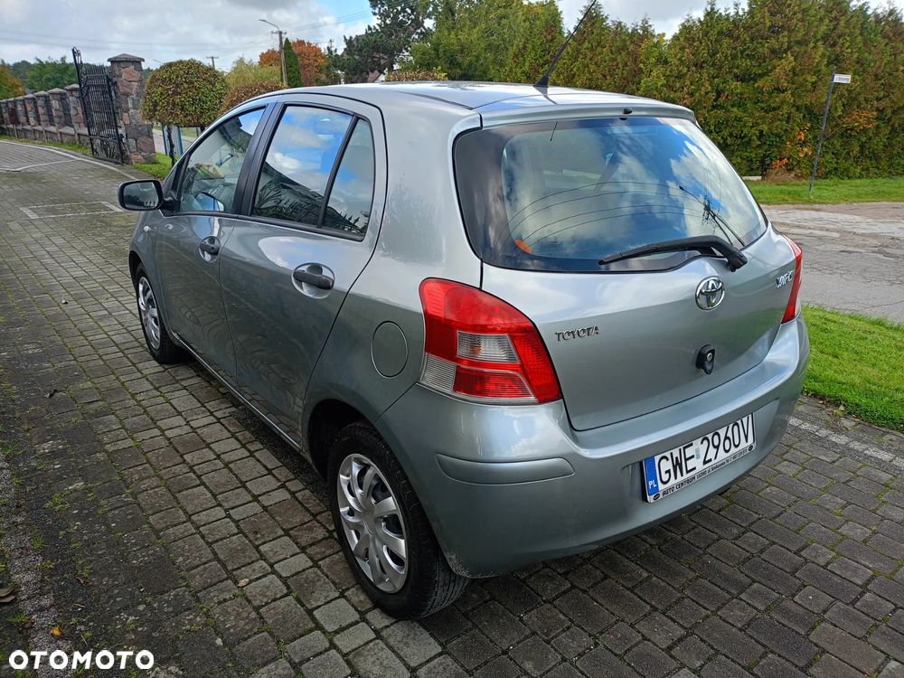 Toyota Yaris 1.33 Sol - 4