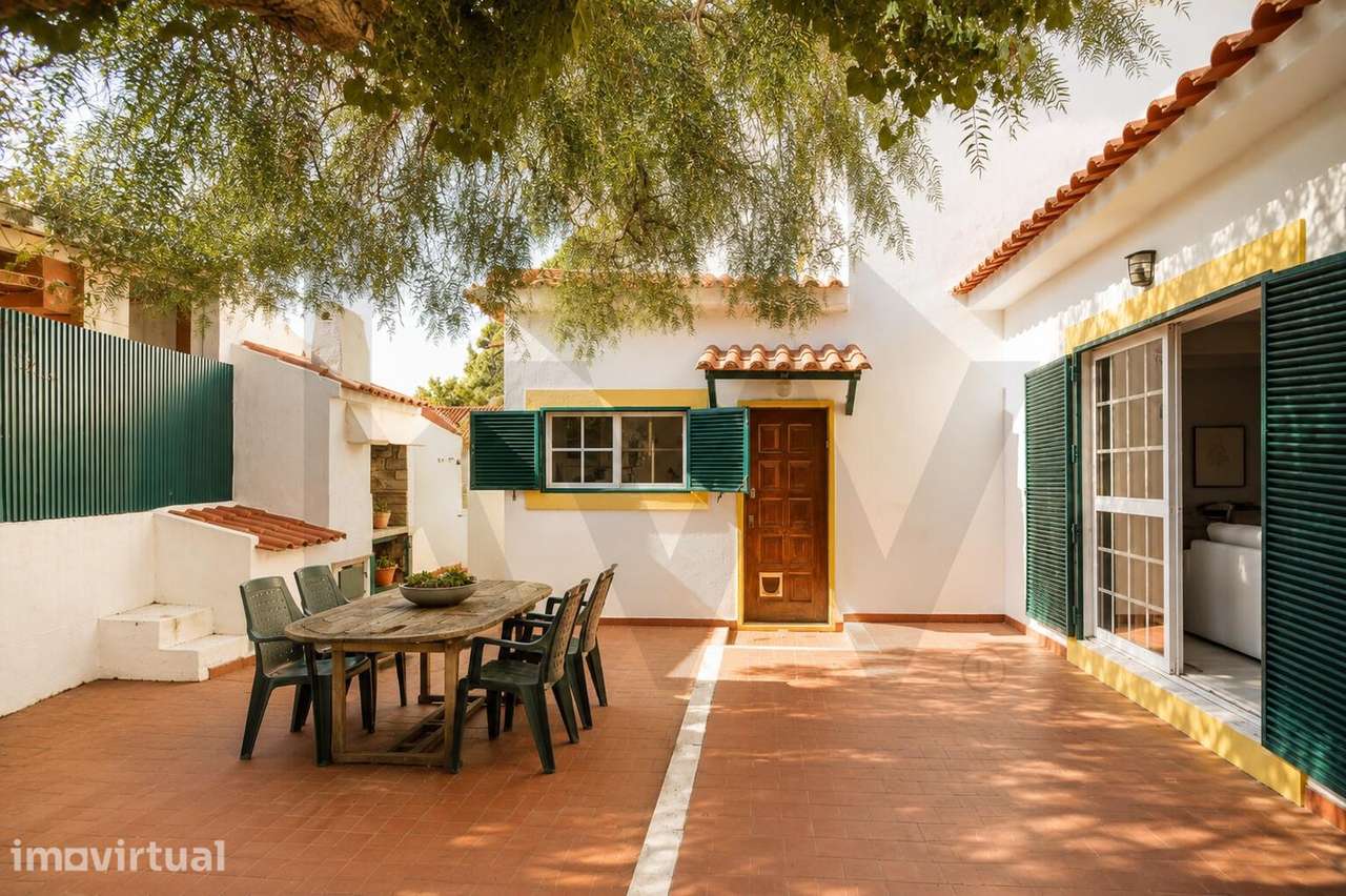 Moradia V4 com Jardim Privado e Sótão - Alcabideche, Cascais - Grande imagem: 2/30