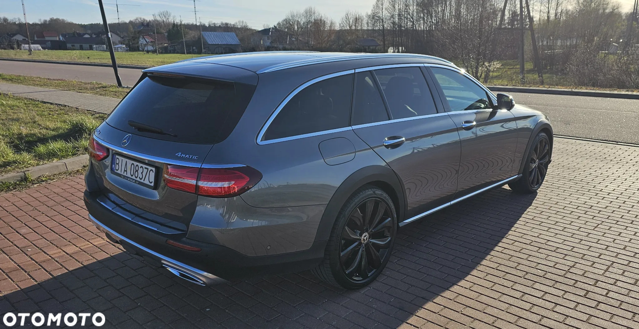 Mercedes-Benz Klasa E 220 d 4Matic T All-Terrain 9G-TRONIC Exclusive - 11