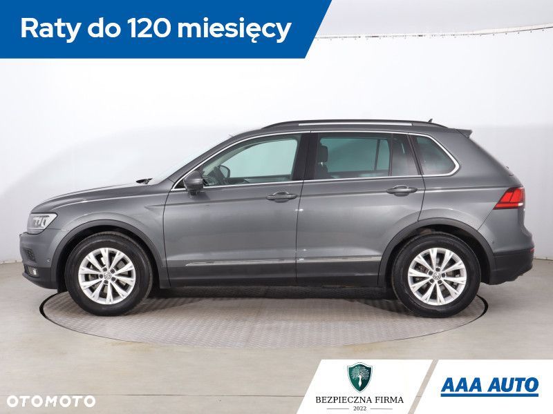 Volkswagen Tiguan - 4