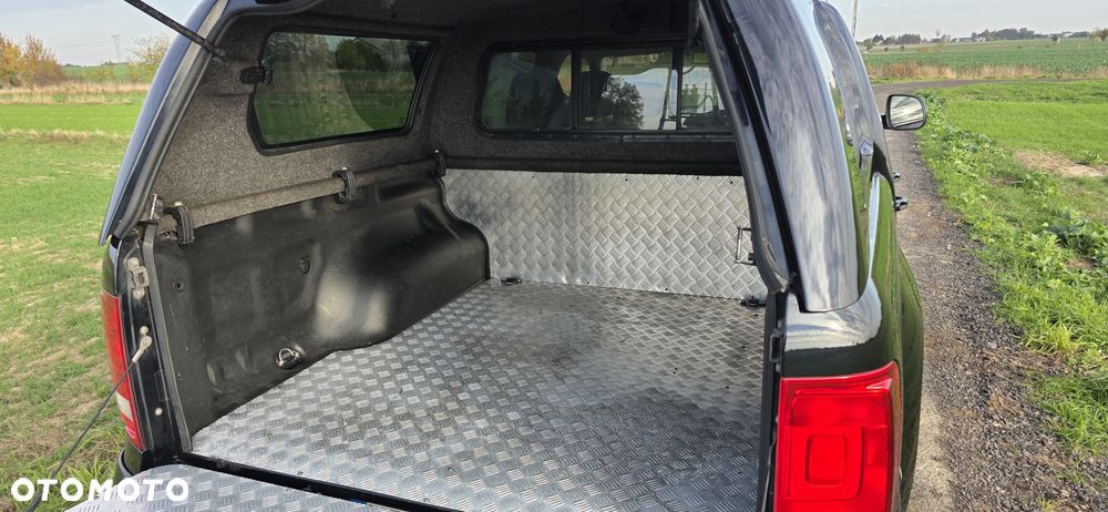 Volkswagen Amarok - 13