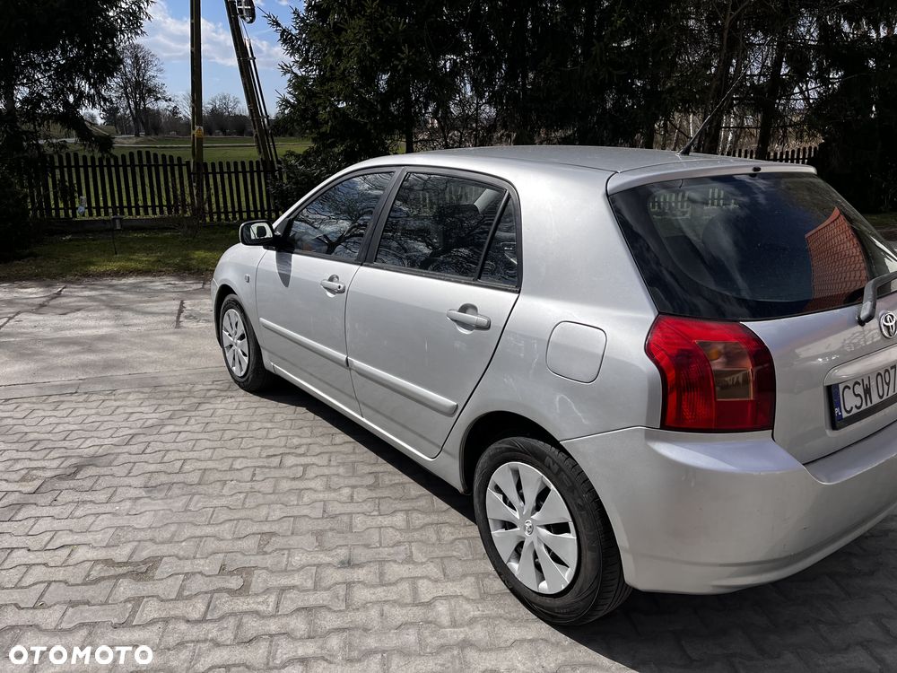 Toyota Corolla 2.0 D-4D Executive - 2