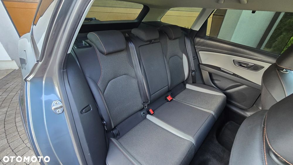 Seat Leon 1.8 TSI Start&Stop DSG XCELLENCE - 33