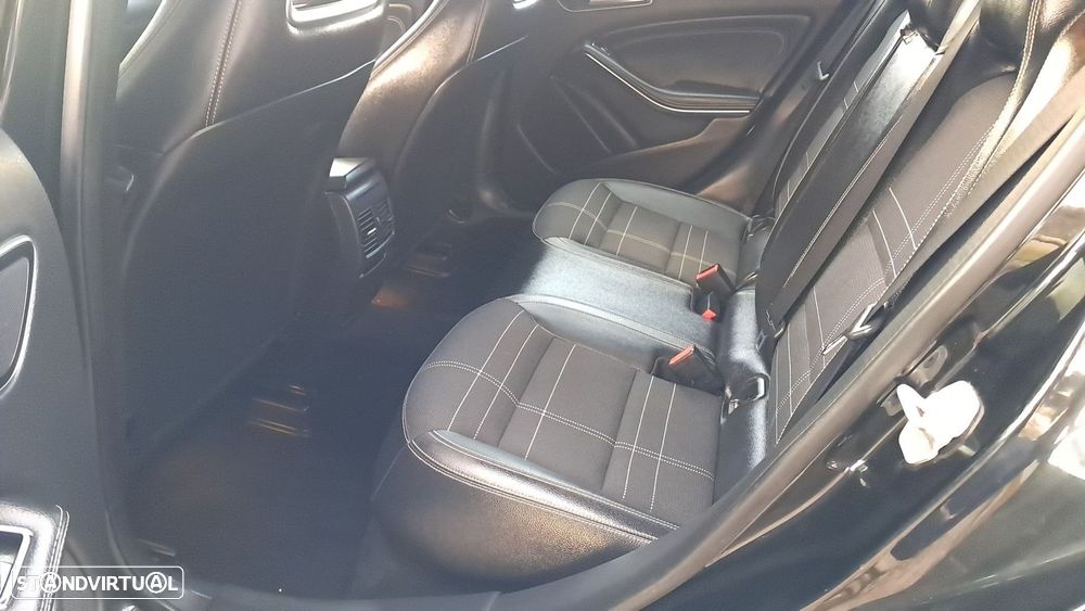 Mercedes-Benz A 180 CDI (BlueEFFICIENCY) - 19