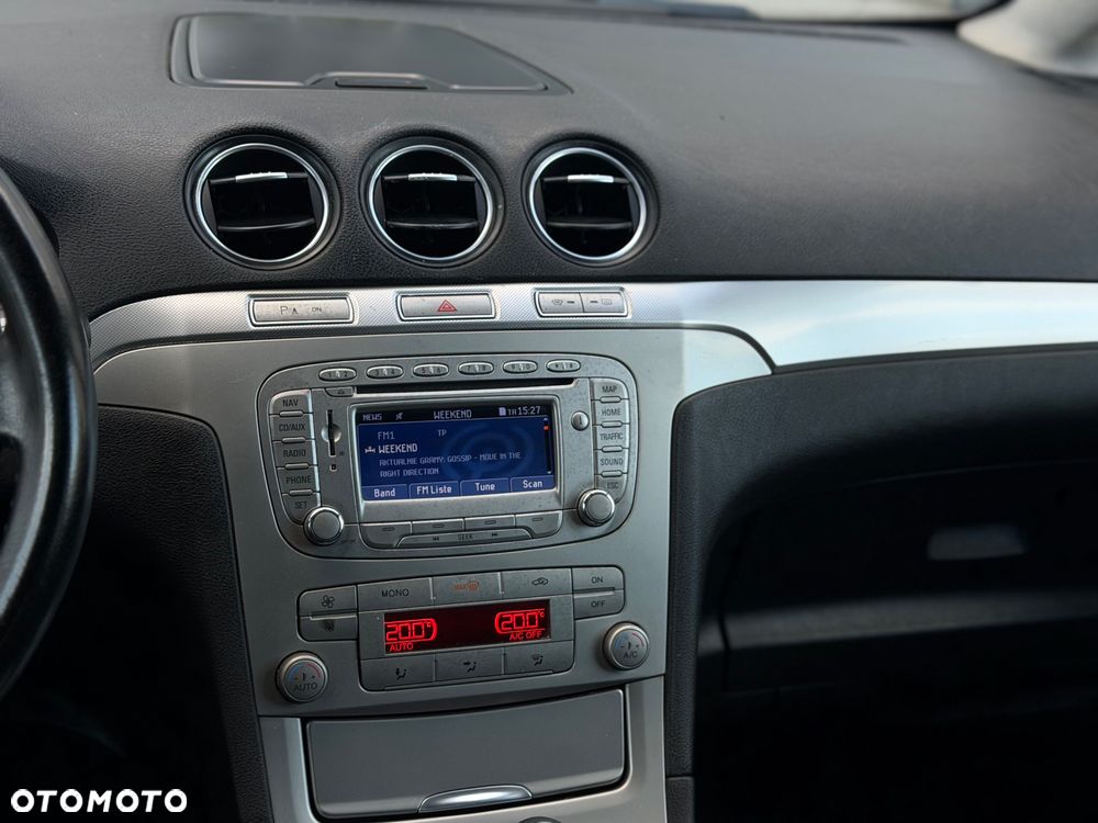 Ford Galaxy 2.0 Titanium - 18