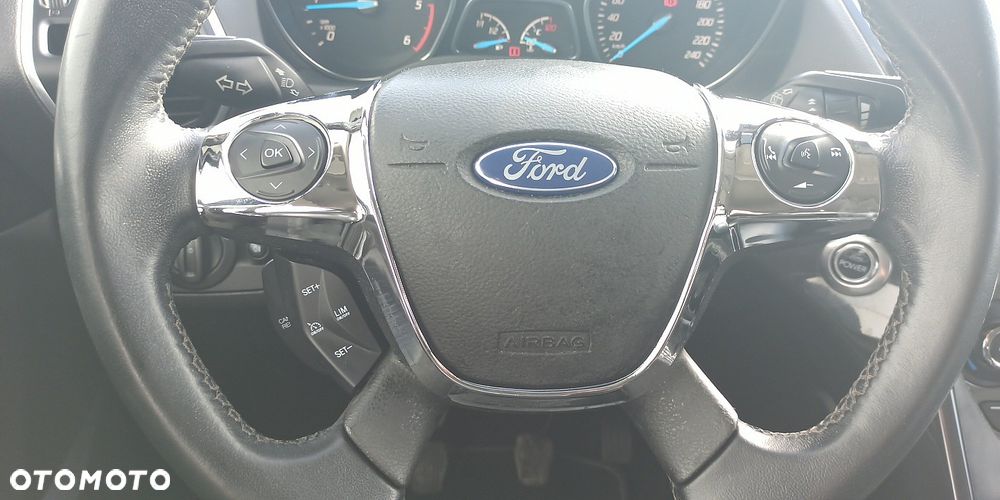 Ford Kuga 2.0 TDCi 4x4 Titanium - 24