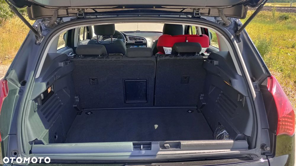 Peugeot 3008 HDi 115 Active - 8