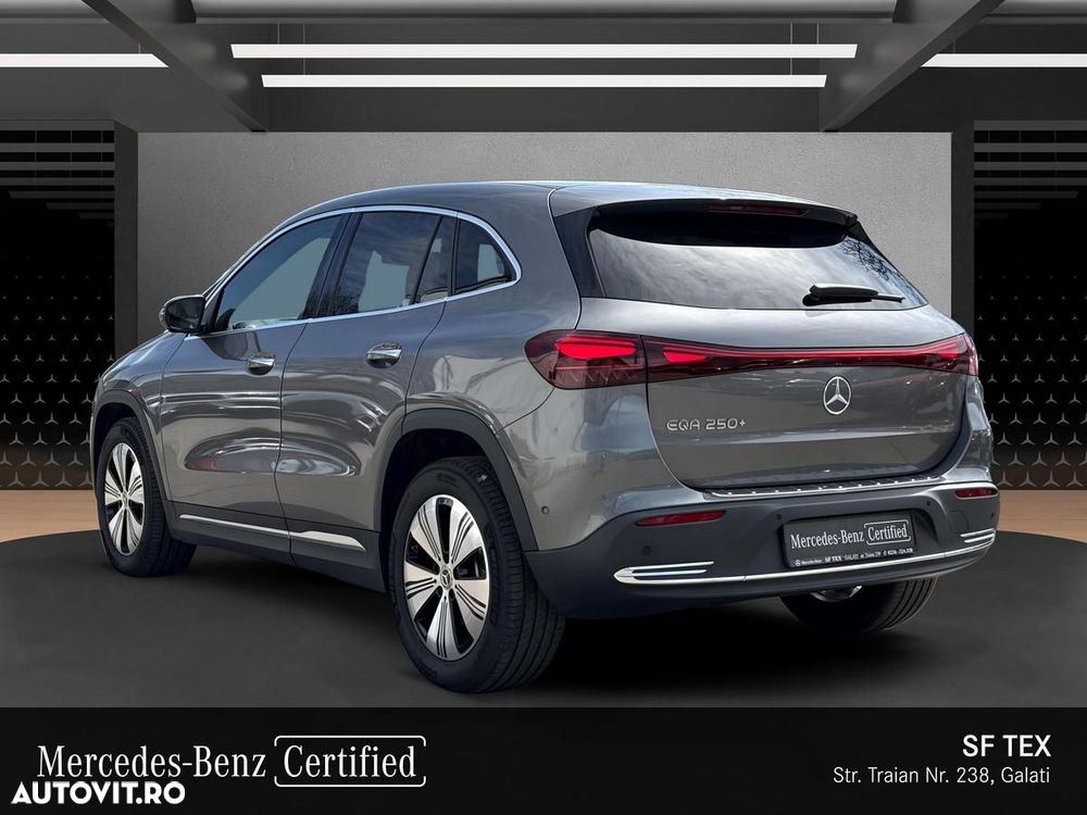 Mercedes-Benz EQA 250+ Electric Art - 3