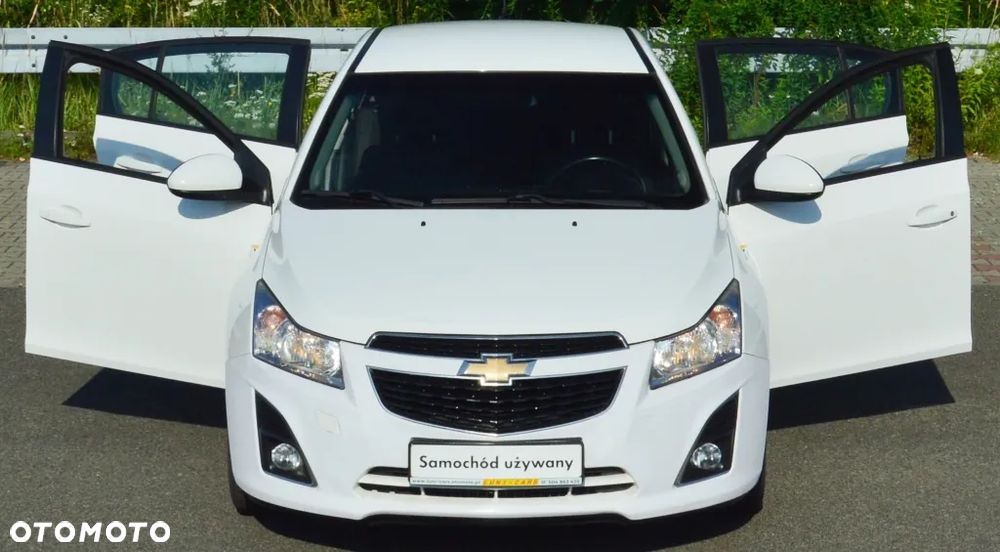 Chevrolet Cruze - 24