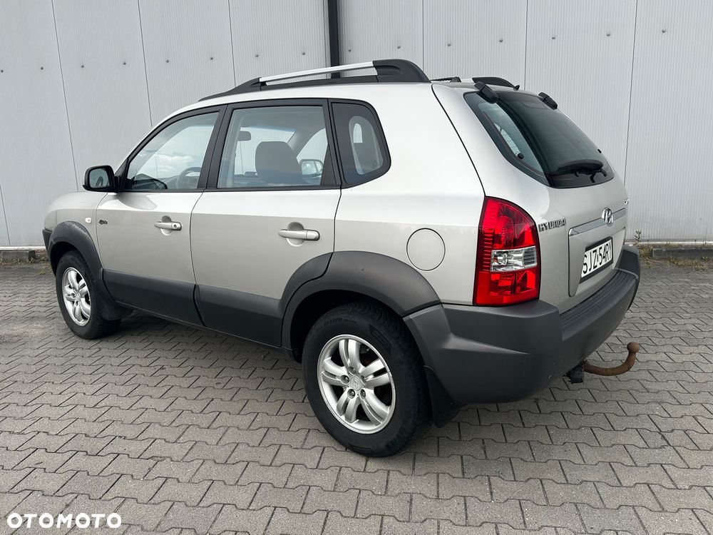 Hyundai Tucson 2.0 Elegance / Premium - 4