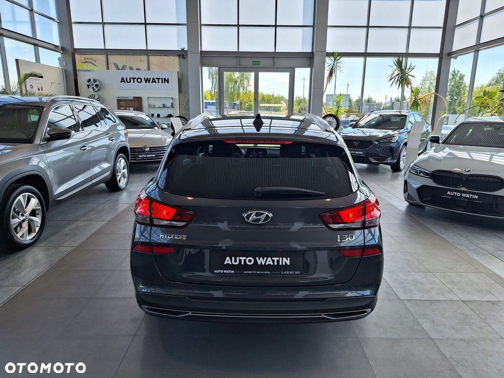 Hyundai i30 1.5 T-GDI 48V Smart DCT - 11