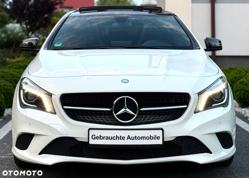 Mercedes-Benz CLA Shooting Brake 200 7G-DCT Urban - 2