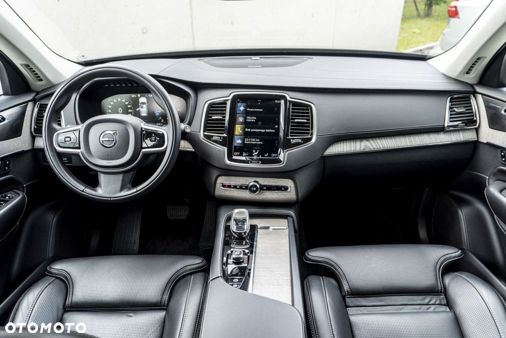 Volvo XC 90 - 13