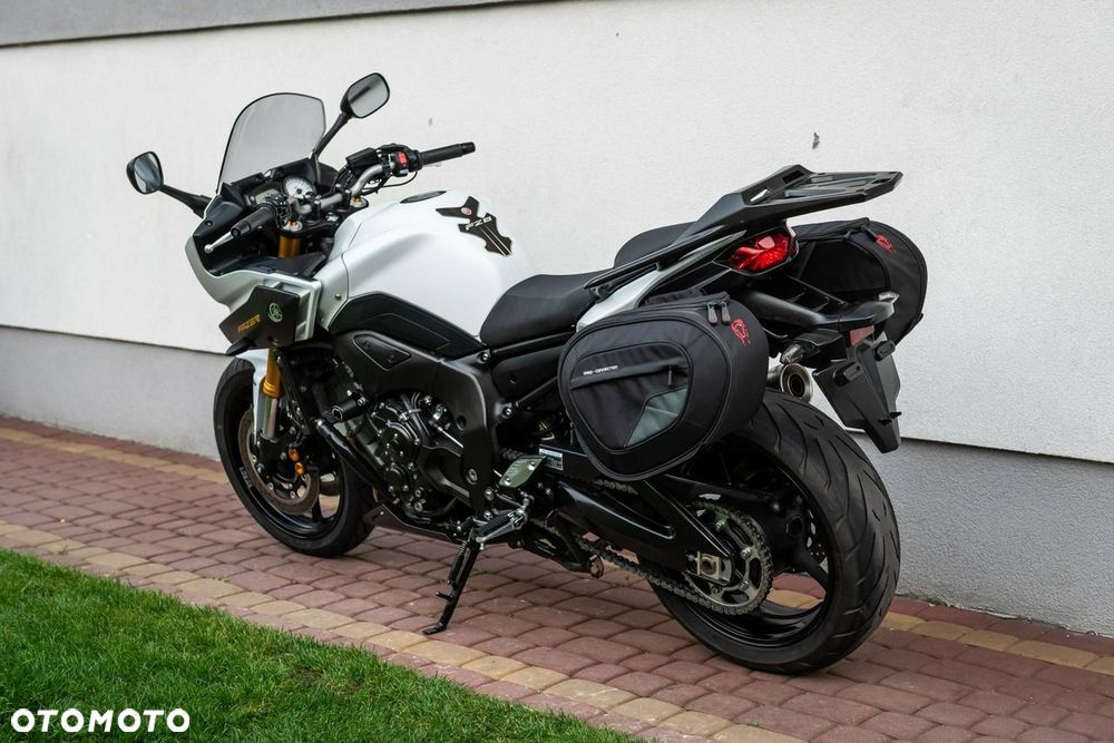 Yamaha FZ - 4