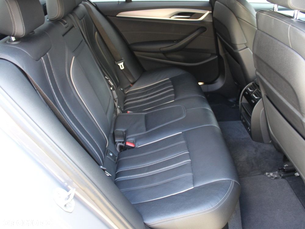 BMW Seria 5 - 15