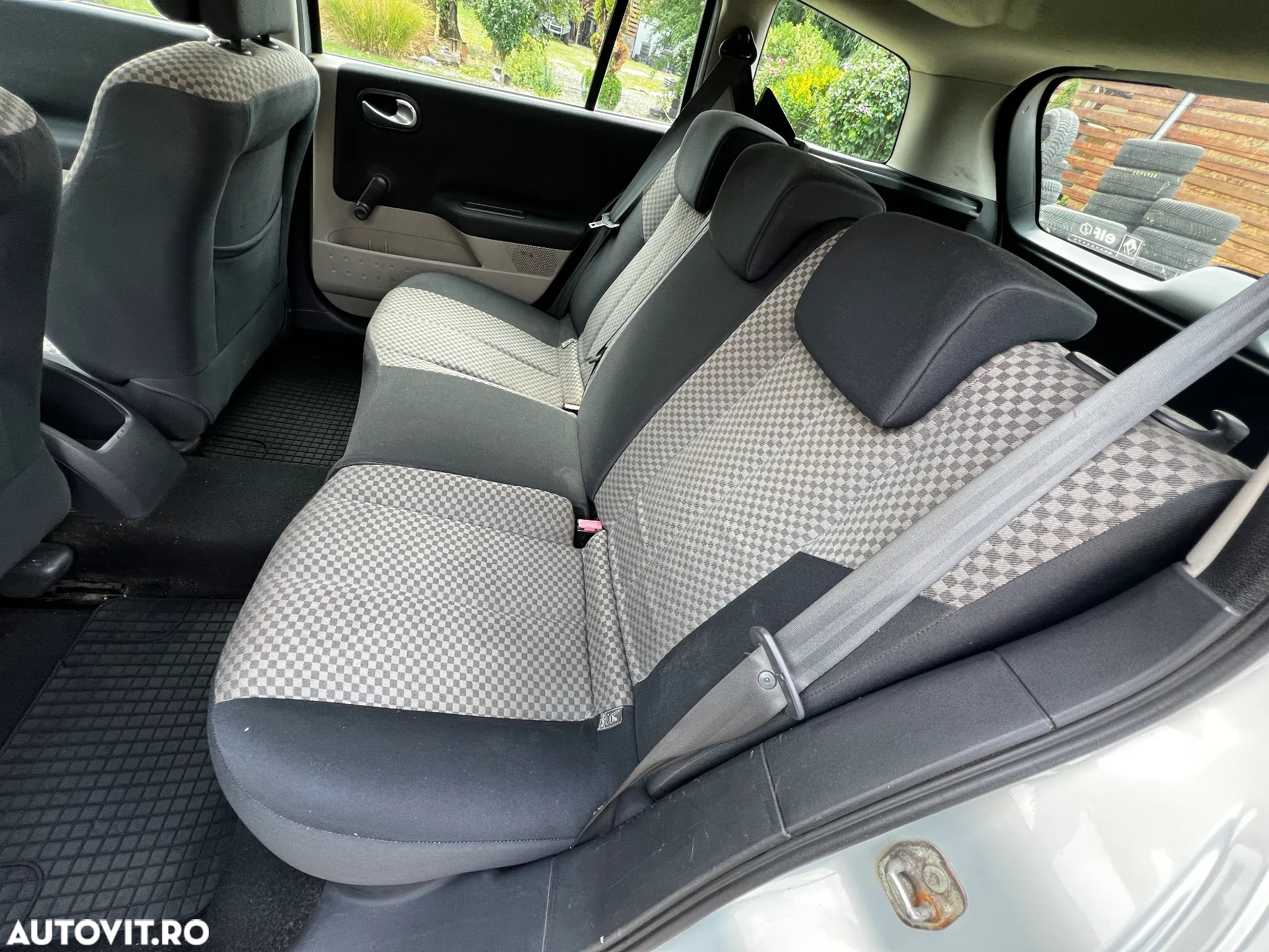 Renault Megane 1.6 Authentique - 23