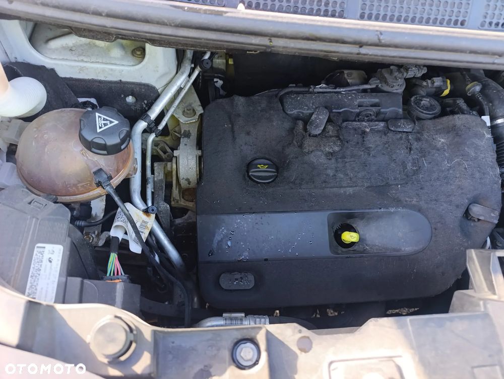 Peugeot Expert 2.0 HDi - 14