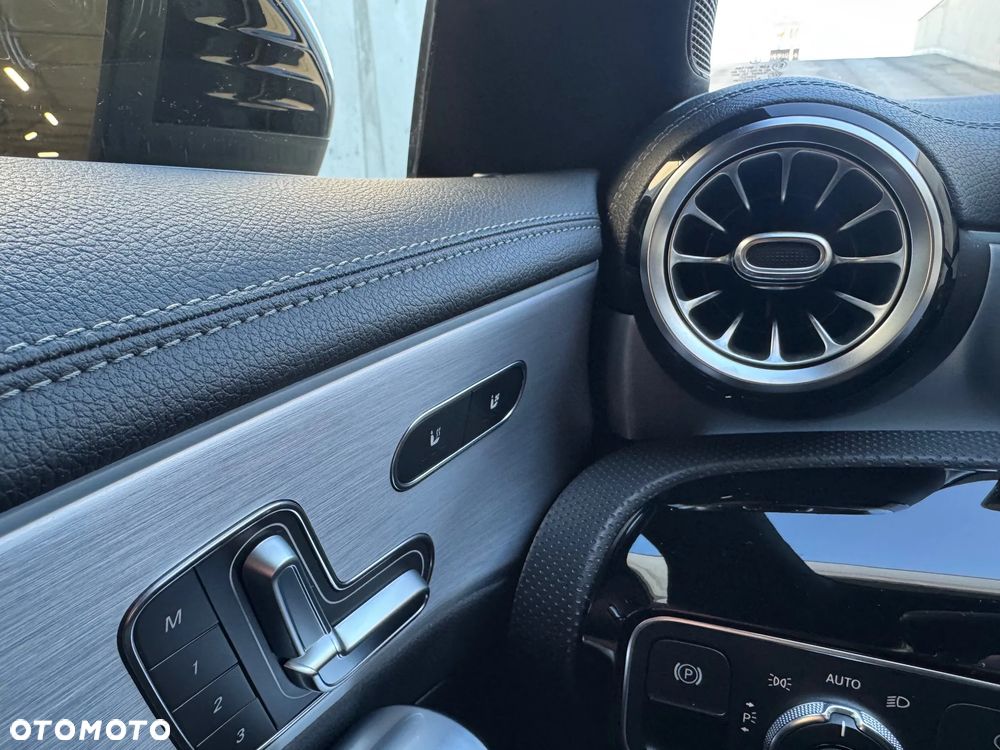 Mercedes-Benz CLA 250 AMG Line 7G-DCT - 28