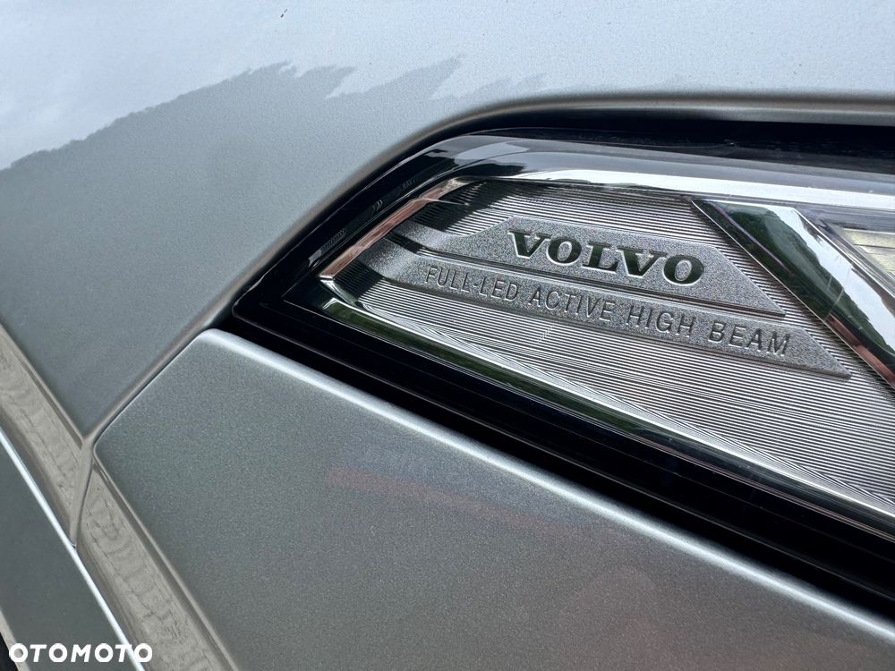 Volvo XC 90 - 11
