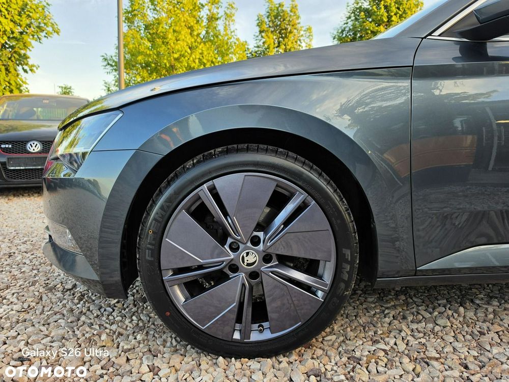 Skoda Superb 2.0 TDI Ambition - 40