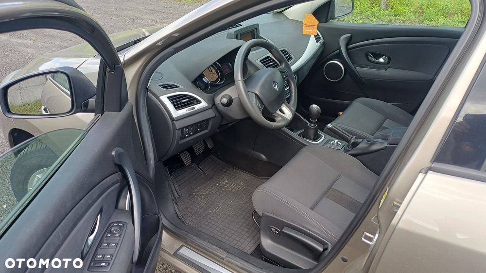 Renault Megane - 5