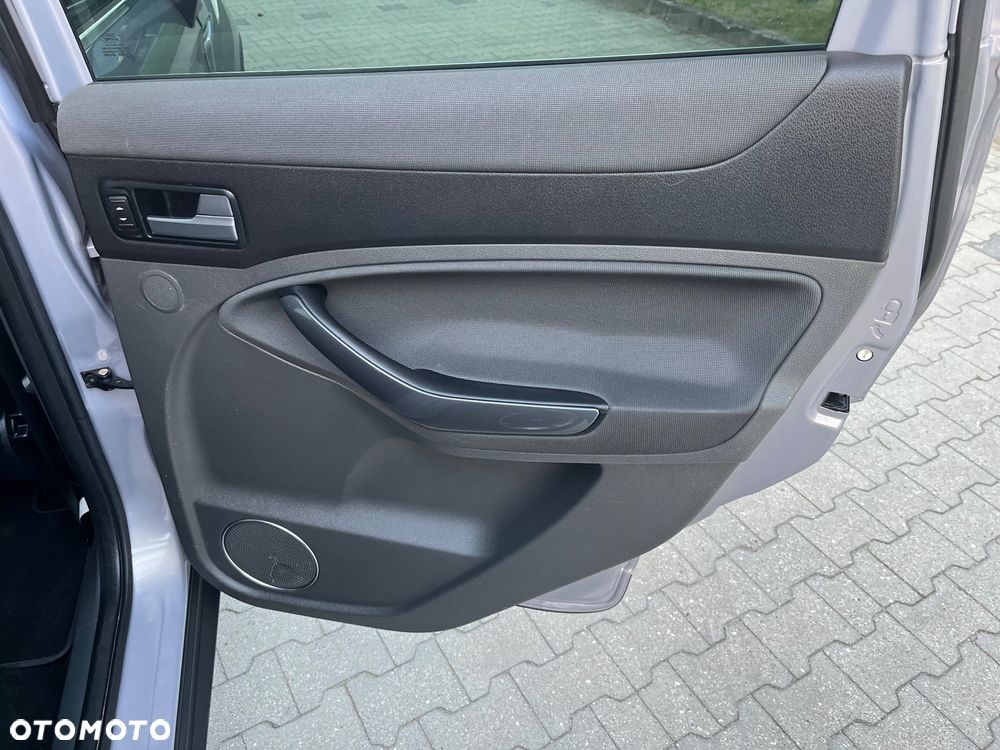 Ford Kuga 2.0 TDCi 4x4 Titanium - 19