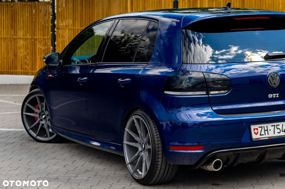 Volkswagen Golf 2.0 GTI DSG Edition 35 - 15