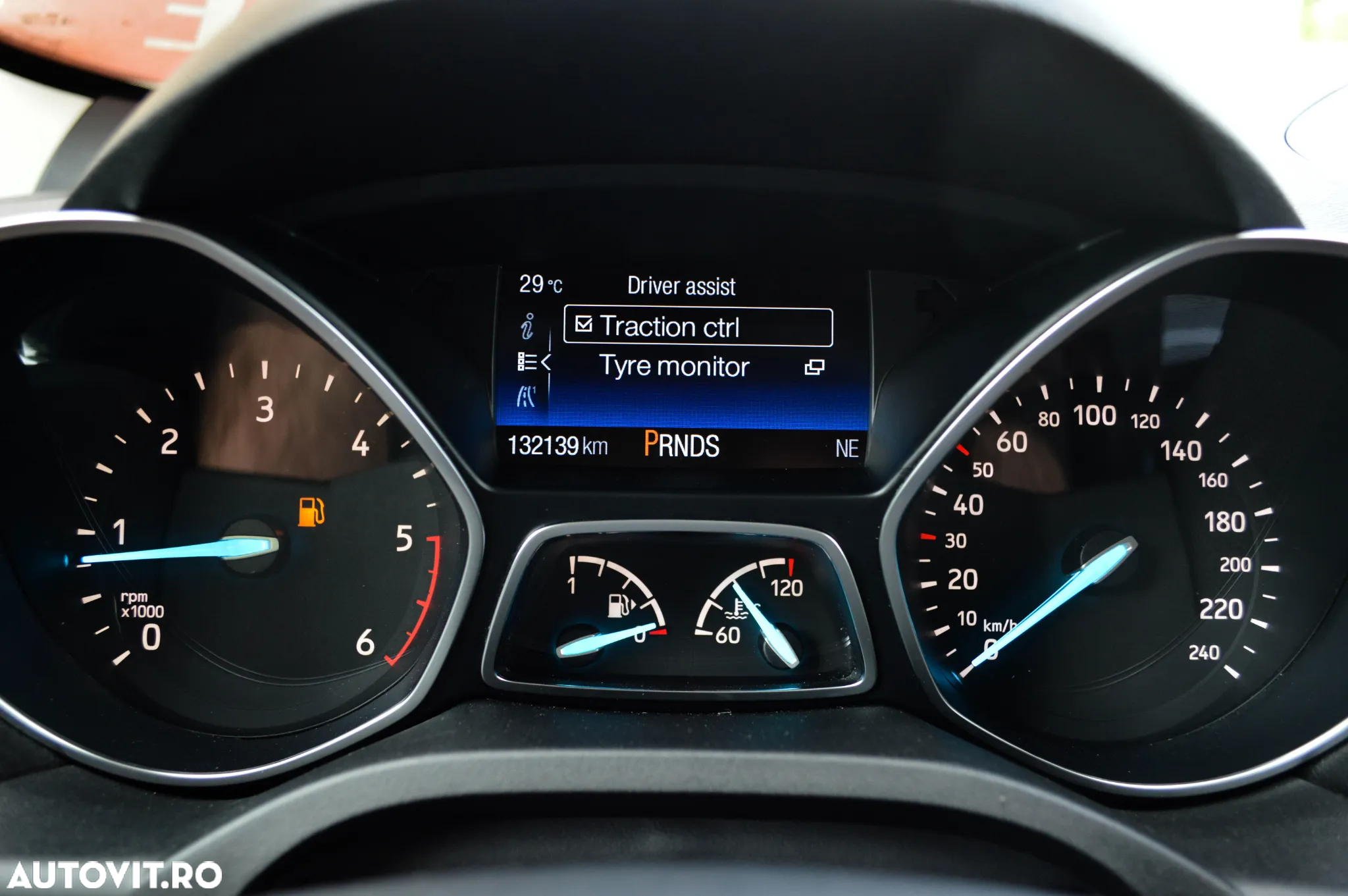 Ford Kuga 2.0 EcoBlue Aut. 4x4 TITANIUM - 8