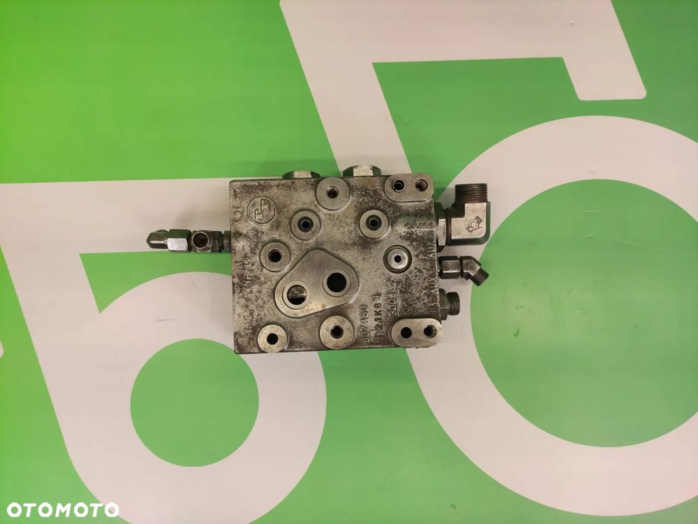 Zawór priorytetowy 607450 Rexroth 710386A1 Case - 1