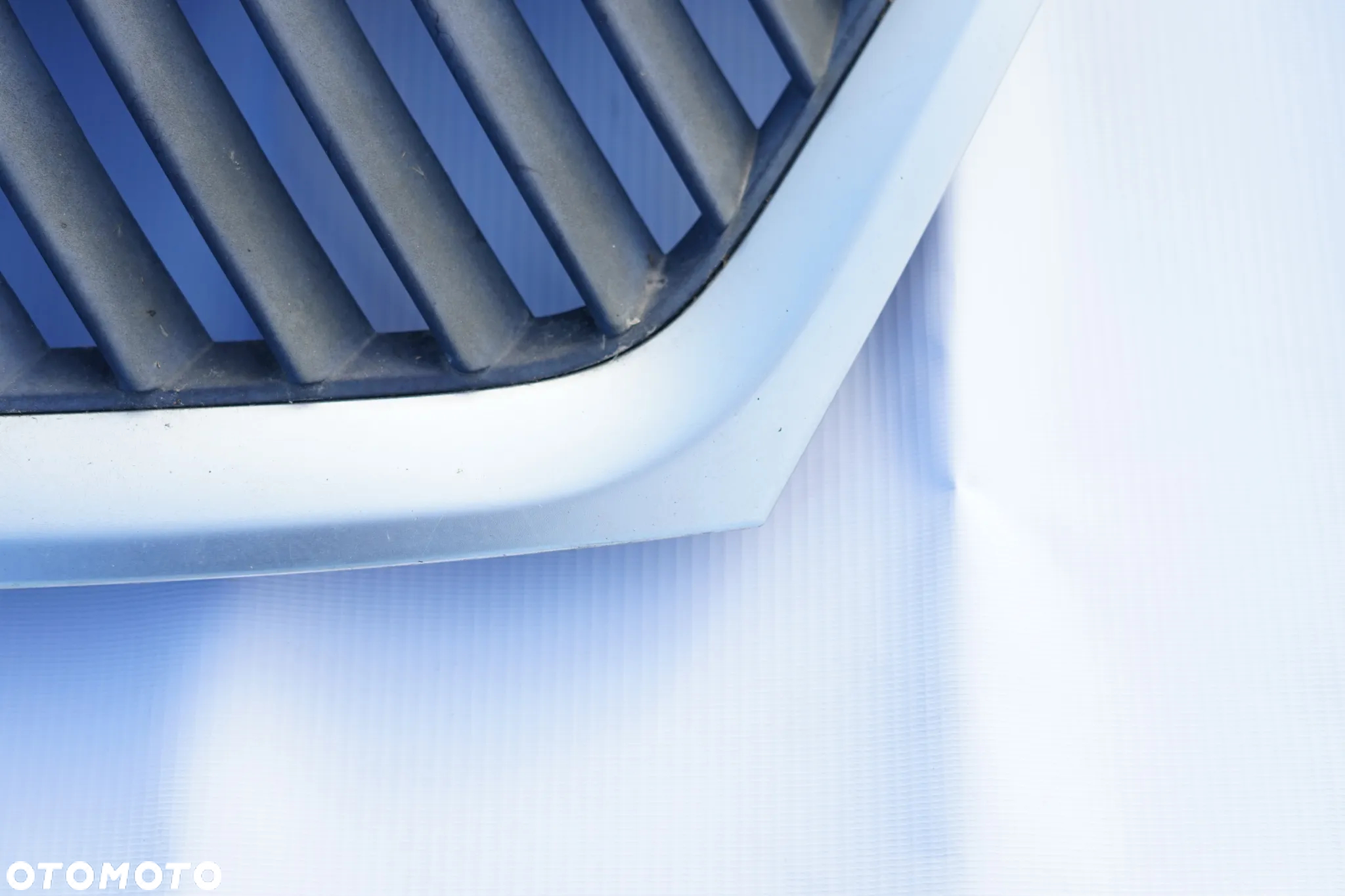 Grill Atrapa Chłodnicy Mitsubishi Outlander II Srebrny - 5