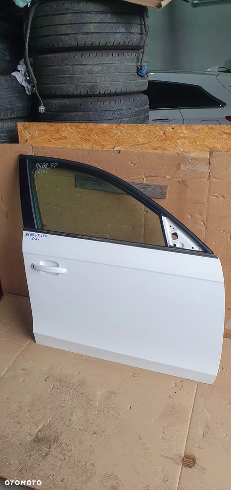 Drzwi prawy przód przednie prawe Audi A4 B8 LY9C - 6