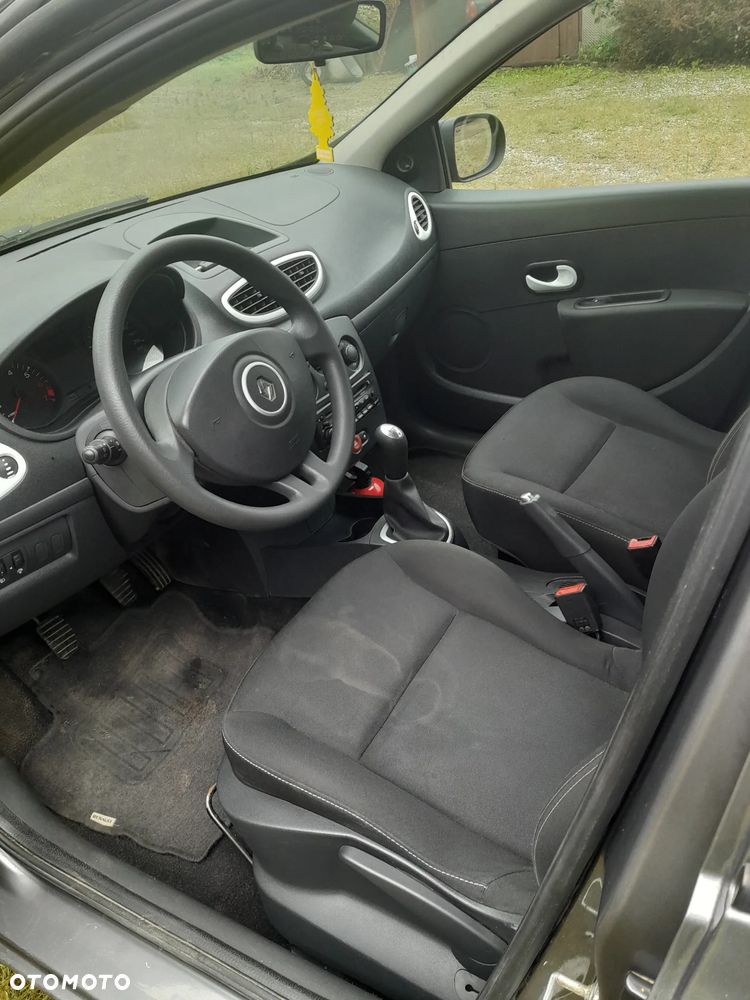 Renault Clio 1.2 16V Authentique Euro5 - 7