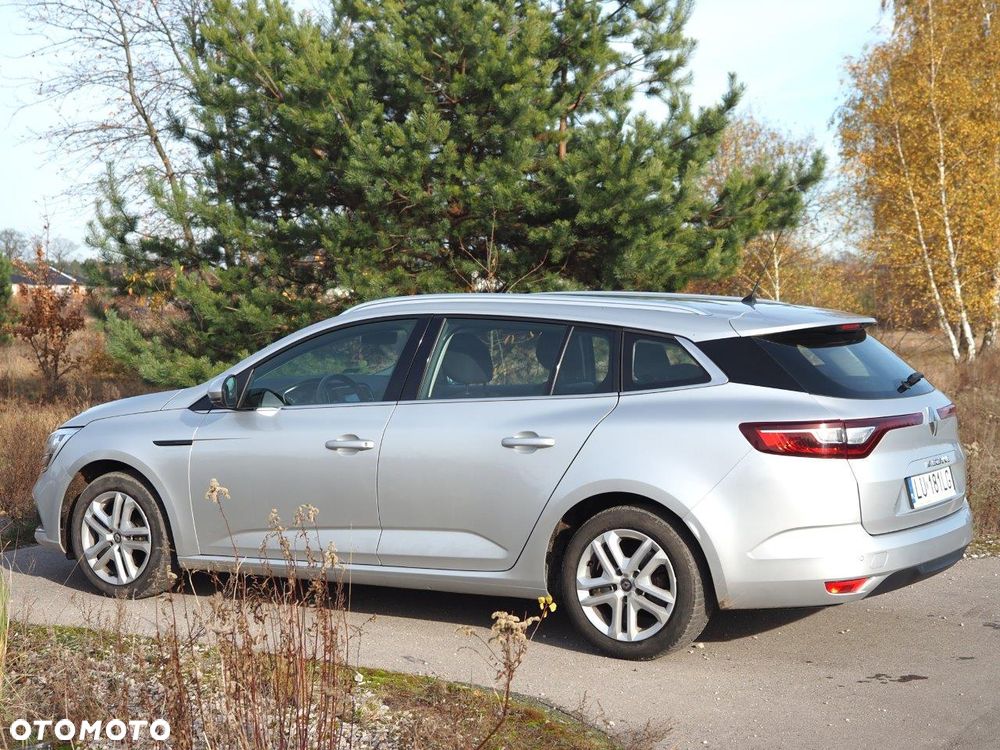 Renault Megane 1.5 Blue dCi Business - 6