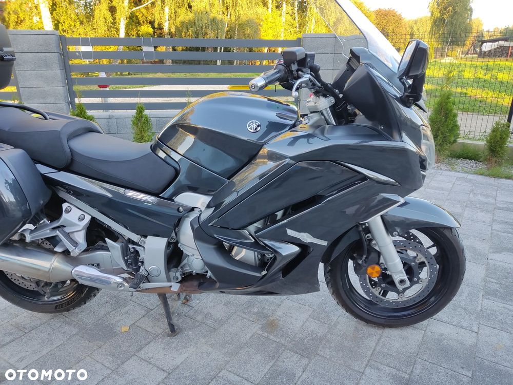 Yamaha FJR - 6