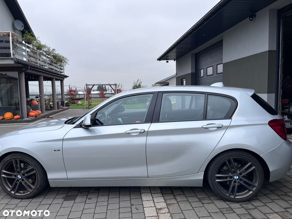 BMW Seria 1 118i Sport Line - 9