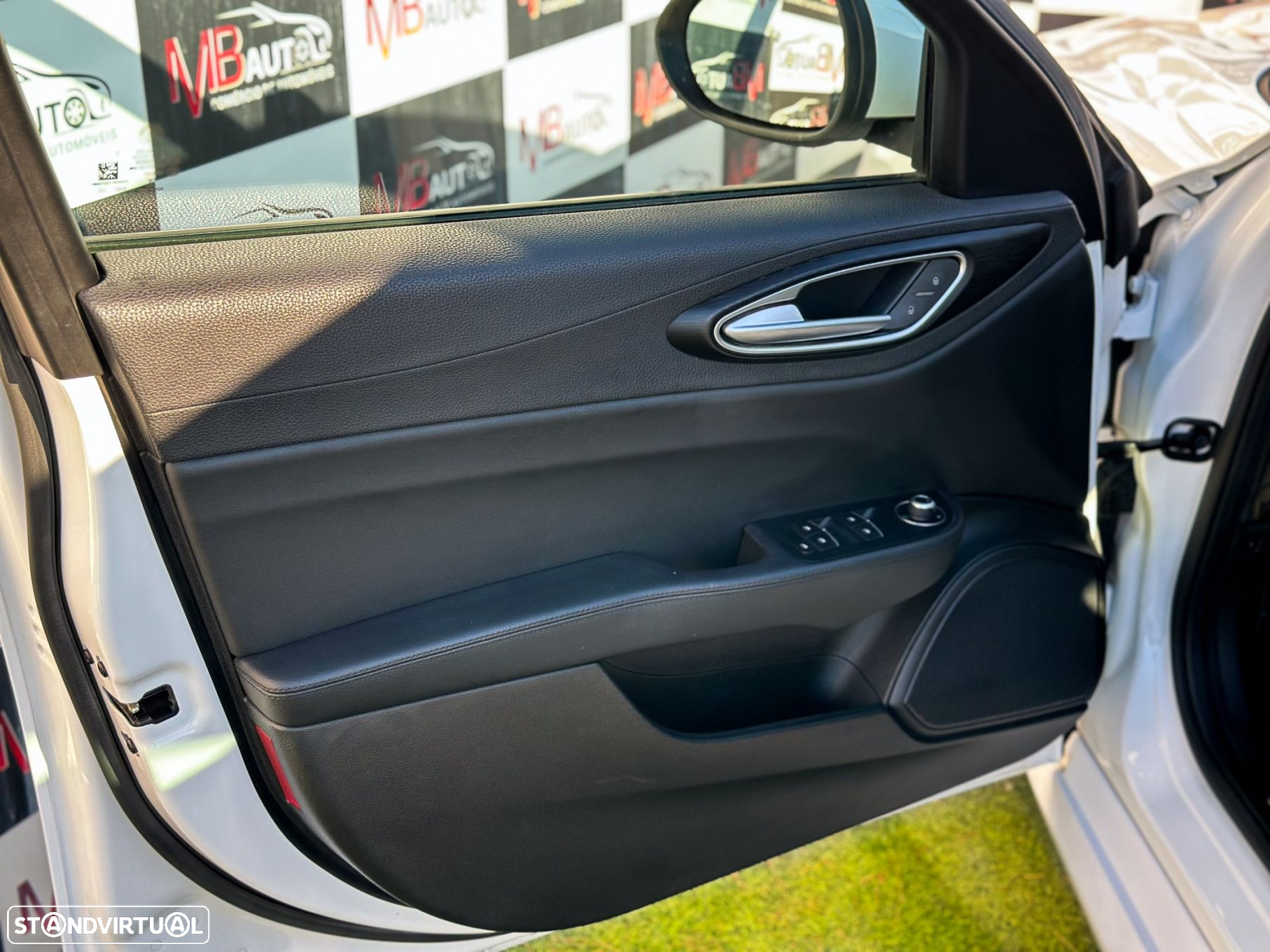 Alfa Romeo Giulia 2.2 D Super AT8 - 13
