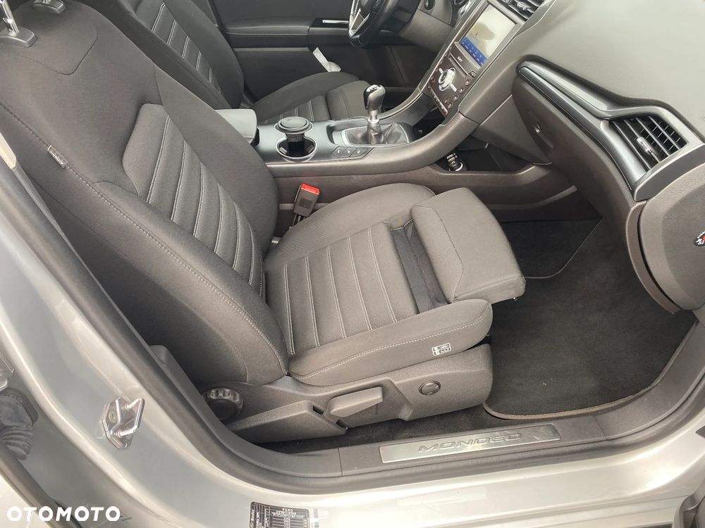Ford Mondeo 2.0 TDCi Titanium - 21