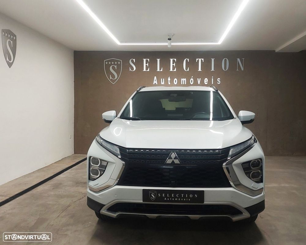 Mitsubishi Eclipse Cross 2.4 PHEV eMotion - 4