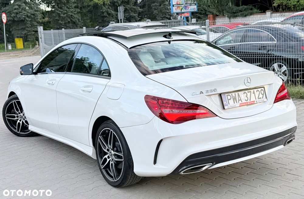 Mercedes-Benz CLA - 25