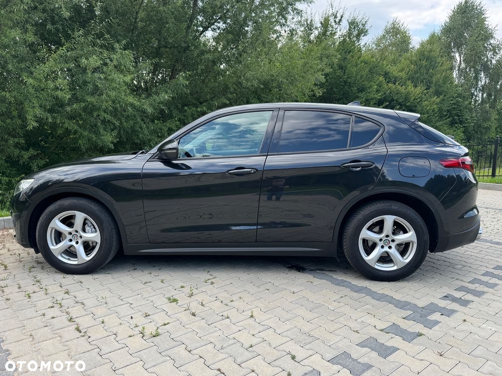 Alfa Romeo Stelvio 2.2 JTDM - 8
