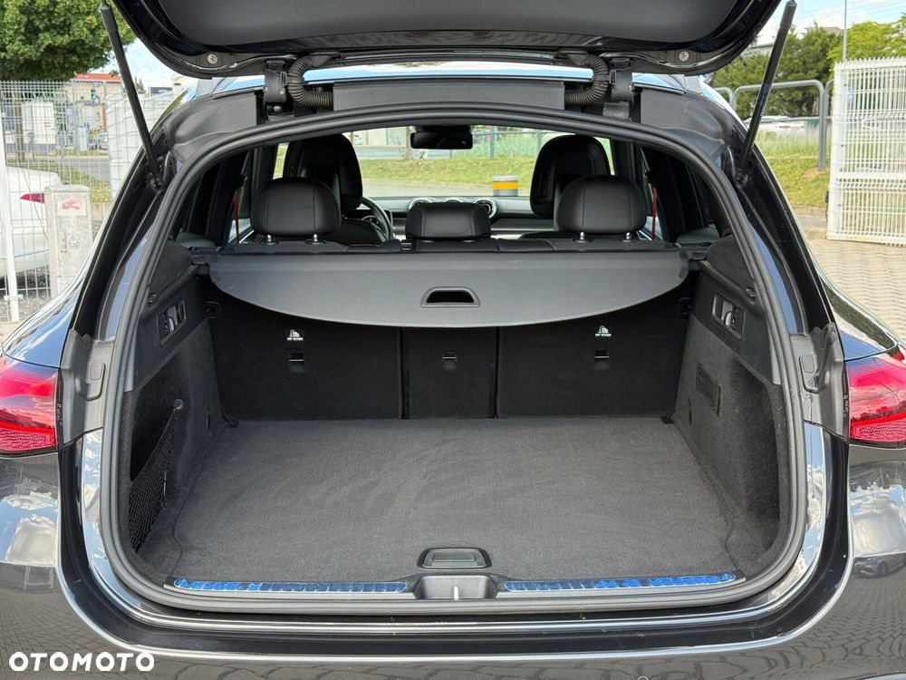 Mercedes-Benz GLC 220 d mHEV 4-Matic AMG Line - 29