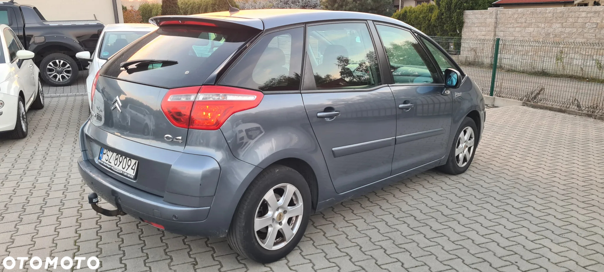 Citroën C4 Picasso 1.6 HDi FAP Confort - 6