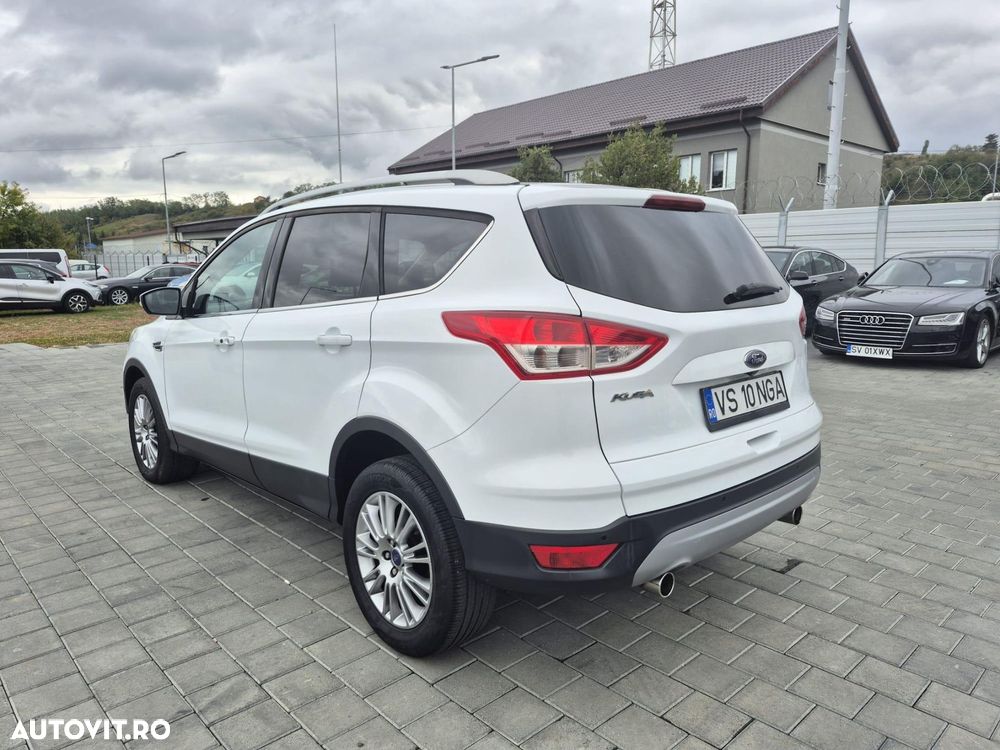 Ford Kuga - 3